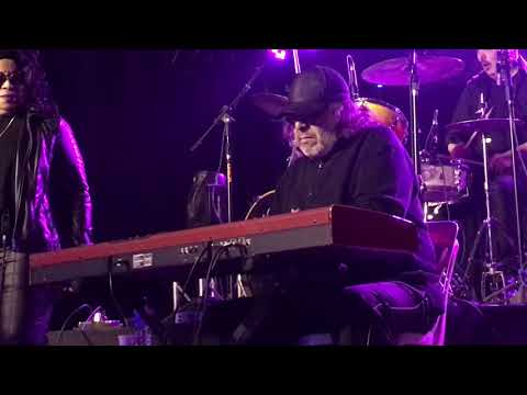 Deborah Dixon & Patán Vidal - Walking Blues - The Thrill Is Gone