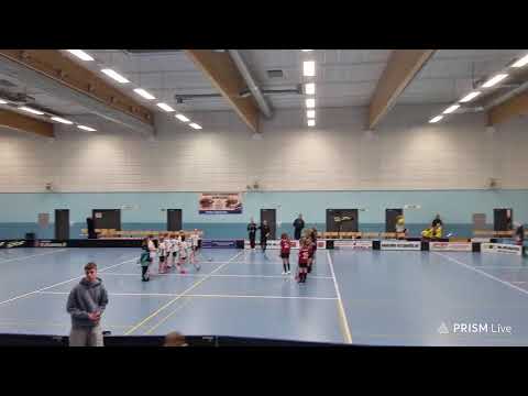 Salpa punainen vs Karhut White T12 haastaja