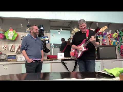 Fender Strat vs PRS Silver Sky SE (w/Tony Lee Glenn)