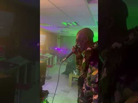 When the legend MC Bassman lands at HQ it’s 🔥