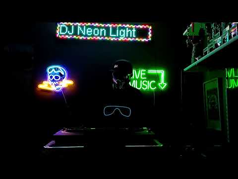 DJ Neon Light's Room House Mix (1 HR & 10 Mins) Techno Bass & Tech House (DJ Neon Light)