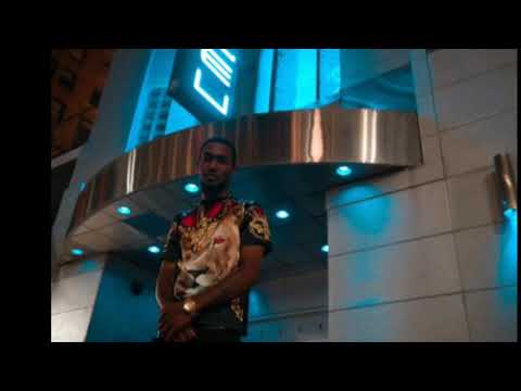 Maserati Moo "No Love"