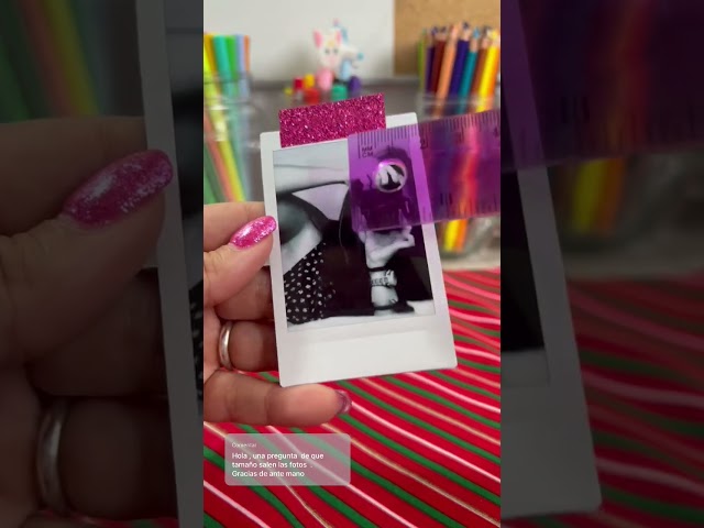 Vídeo relacionado con lalago 3pcs 6 x 9cm Marco de Fotos Acrílico con Esquinas Redondeadas con Lmán, Marco Transparente Metacrilato Doble Cara Multiusos, Marco de Fotos para Papel Fotográfico Instax Mini Mostrar Fotos