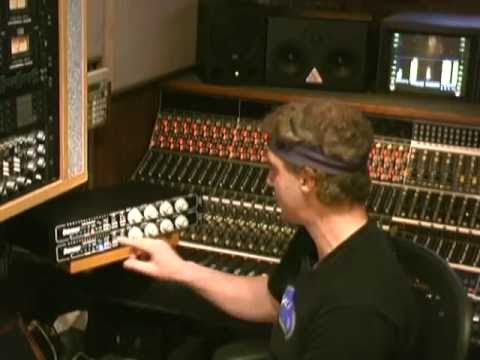 Dave Derr Distressor Demo - British Mode of the EL8-X (part 2)