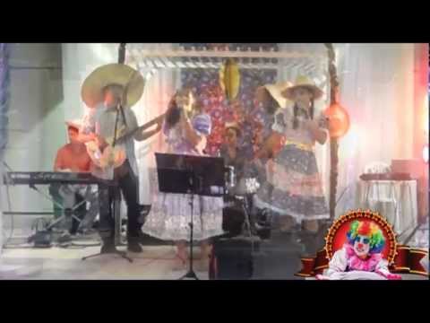 Tia Jujuba e JUJUBANDA no Arraial do Reino de Dusty