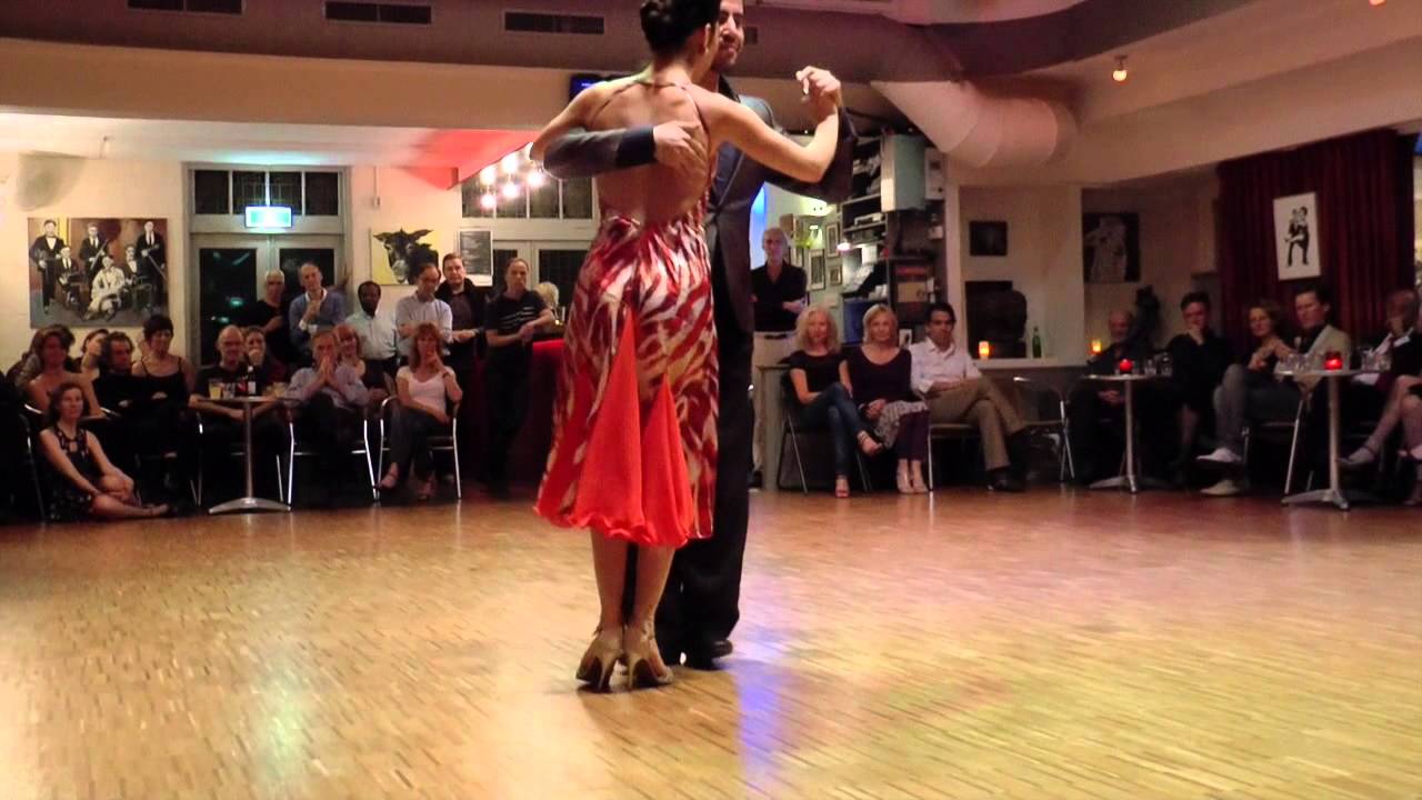 Veronica Vazquez & Alejandro Beron in Tangosalon de Plantage (3) "Milongon" F.Canaro
