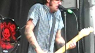 Bloody Minds by The Briggs - Warped 08