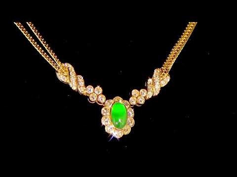 18k Yellow Gold Jadeite and Diamond Necklace