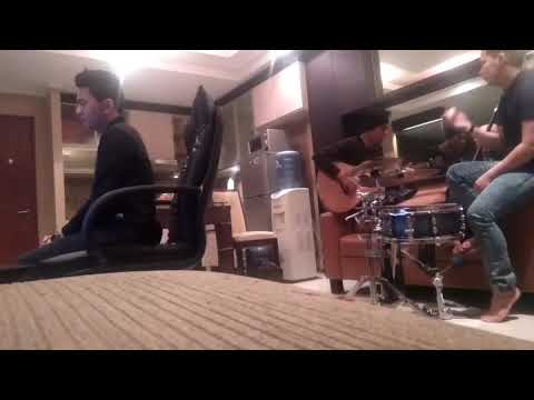 Rinzanie Vlog - Cover Zona Nyaman Four Twenty 420 With The Potters #music