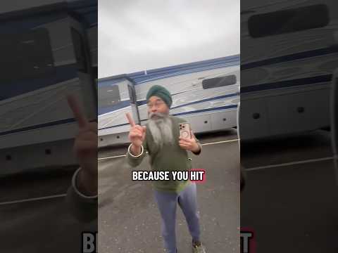 This is not a single truck parking 😭 #subscribe #milwaukee #automobile #funny