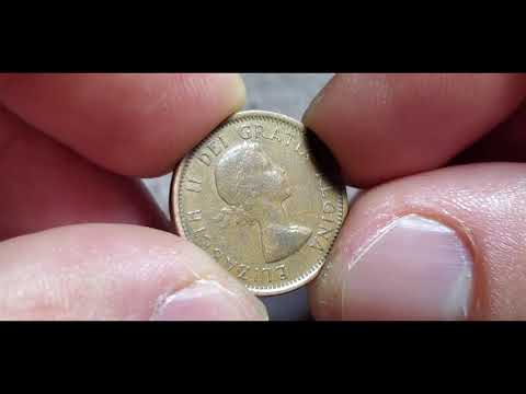 Coca-Cola Coin- Talk -1953 Canadian Penny - Bare Shoulders?