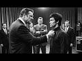 John Wayne’s 350 lb Bodyguard ATTACKED Bruce Lee Backstage — John Wayne Watched Him Get CRUSHED DEFAULT Thumbnail