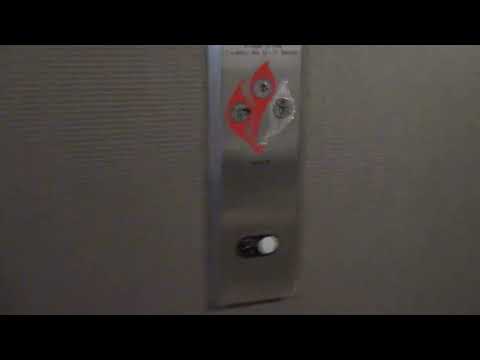 Otis (Westinghouse) Traction Elevators - Downtown Chicago Marriott, North Tower