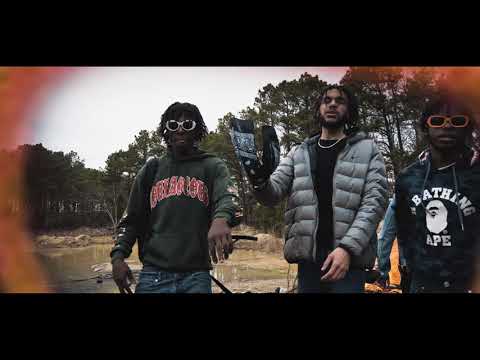 Ruskii - Glitter & Gold ft . Lil Rottie (official Video)