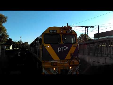 Regional passenger trains in Melbourne: 13-14/10/18 ***N-CLASS BELL IN USE!***