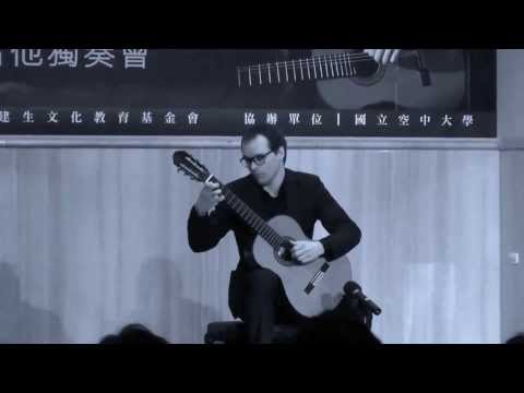 Variations on a Theme of Mozart by Sor played by Florian Palier