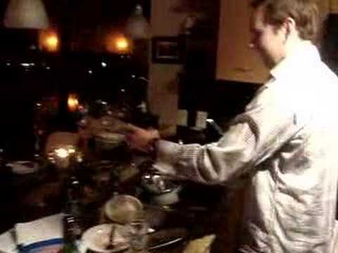 download lagu mp3 mp4 Kosher Food Dutch Wonderland, download lagu Kosher Food Dutch Wonderland gratis, unduh video klip Kosher Food Dutch Wonderland