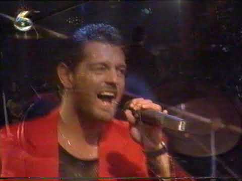 Bora Gencer - Öptüm Seni Şeker (Kanal 6)