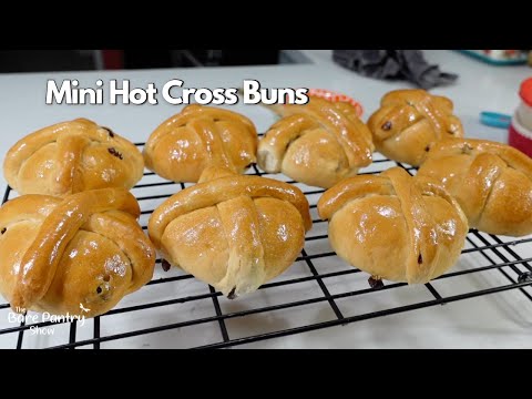 8 Mini Belizean Hot Cross Buns
