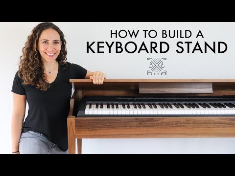 image-Is there an adjustable keyboard tray under the desk?