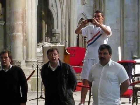 Sublime Singing in Carcassonne from Doros Russian choir