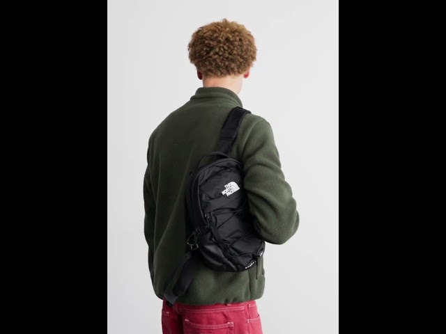 Vídeo relacionado con THE NORTH FACE NF0A52SW4HF BOREALIS MINI BACKPACK Sports backpack Hombre TNF Black-TNF Black-NPF Tamaño OS
