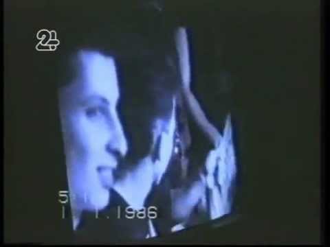Video thumbnail for Kir Shel Ahava - קיר של אהבה