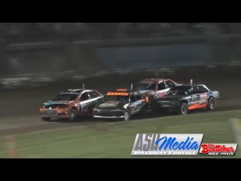 Modified Sedans: Australian Title Heat Race of the Night - Lismore Speedway
