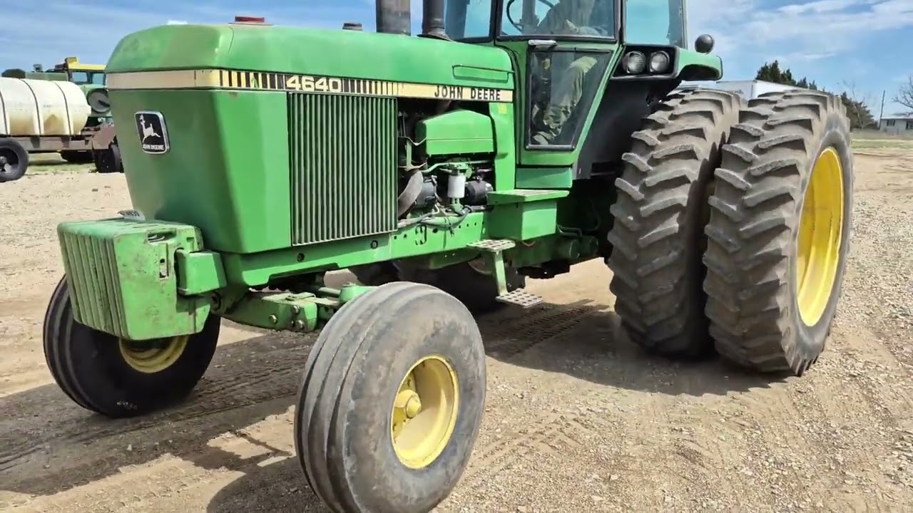 JOHN DEERE 4640 For Sale