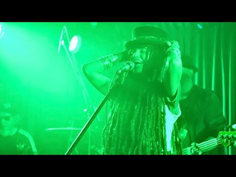 Lamia Sun - Giant Raptor