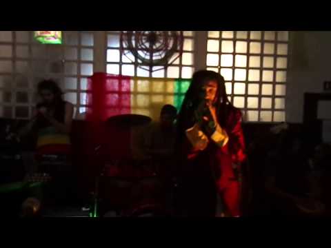 Ukiemana - Jahovia (Ao vivo Eu & Eu Reggae Revolution em 10/08/2013).