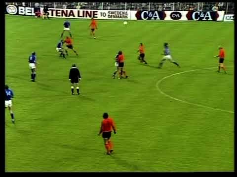 Johan Cruyff vs Sweden - World Cup 1974 Group Stage