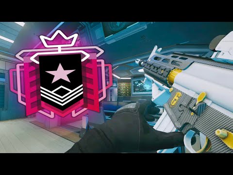 WHAT A 1.6 K/D CONTROLLER CHAMPION LOOKS LIKE - Rainbow Six Siege Console Solar Raid