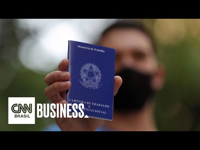 Quatro em cada cinco brasileiros mudariam de carreira | CNN PRIME TIME