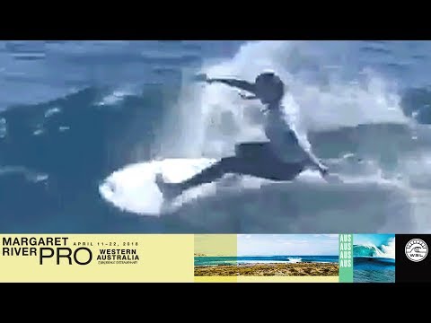 Peterson vs. Van Dijk vs. Manuel - Round Three, Heat 3 - Rip Curl Women's Pro Bells Beach 2018