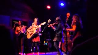 Della Mae -- "No Expectations" by the Rolling Stones