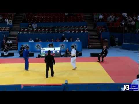 Judo 2011 World Championships Paris: Paposhvili (GEO) - de la Roca (GUA) [-73kg]