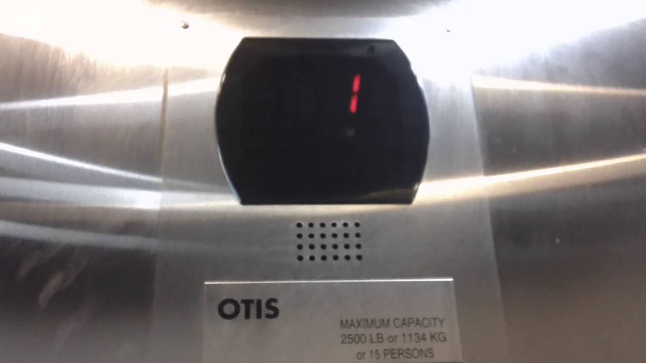 Otis Series 5 Hydraulic Elevator @ Eric Town Square Parking, Glastonbury, CT