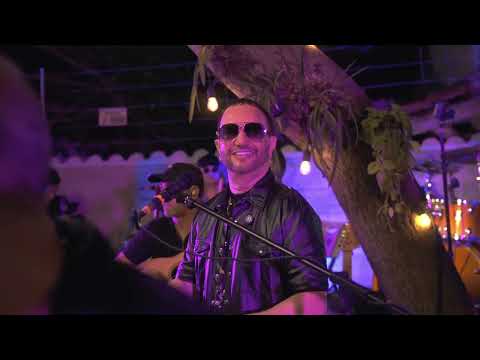 CHELITO DE CASTRO -  (El patio de Chelito) /Mi Mary / Yamulemau (Joe Arroyo)