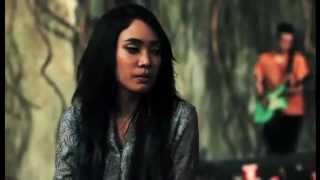 Download lagu PopOut - Biru feat. ShaheilaO  - Soundtrack film MIKA (Kidnap Katrina remake) mp3 Download lagu PopOut - Biru feat. ShaheilaO  - Soundtrack film MIKA (Kidnap Katrina remake) mp3