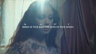 Laufey - Forget-Me-Not (Official Lyric Video with Chords)