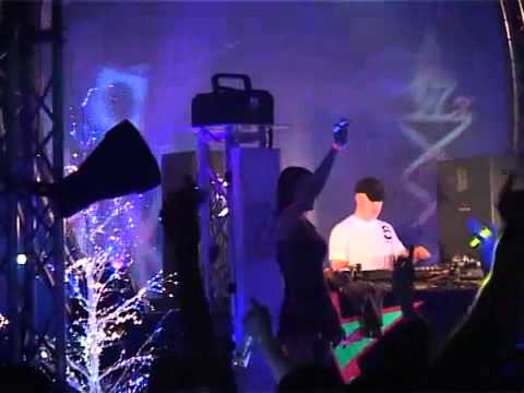 Dizstruxshon NYE 2006-07 - Part 5