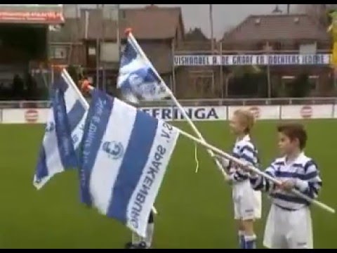 Spakenburg F1     Vlaggen tegen Geinoord  (2008)