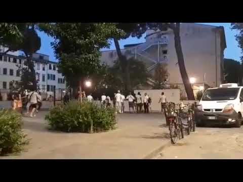 Firenze, rissa in centro