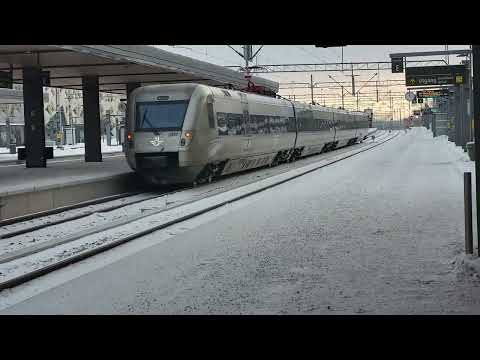 X55 3357 avgår från Uppsala central