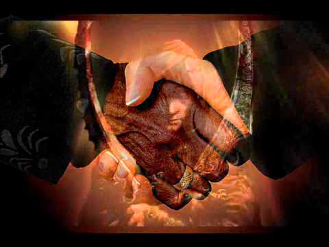 Makavely Rlu Feat La Hermandad - Boom Fiah