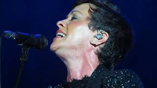alanis morissette - london *rare performance* (live in london, england)