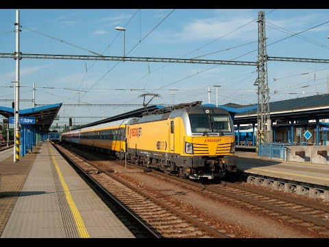 RJ 1044 (Rijeka - Praha hl.n.) v ŽST Břeclav