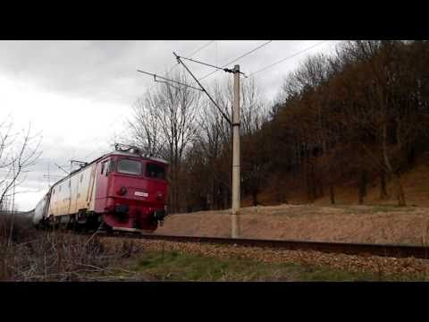 A 1765 Iasi-Timisoara tras de EA 666 cu mecanic de treaba pe 07.04.2011