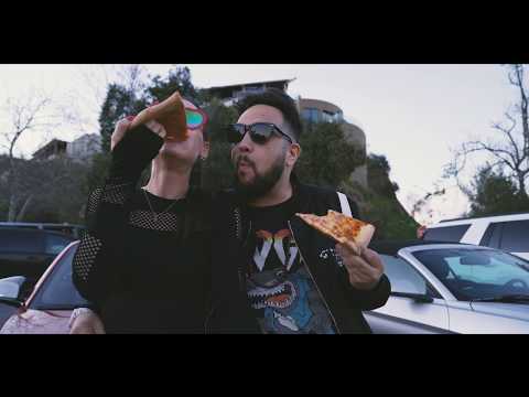 Artist Profile Series |  MUNNYCAT